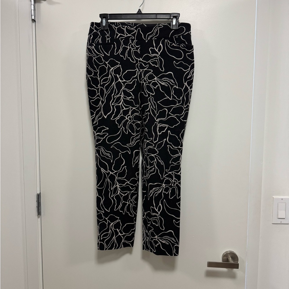 Chico's Brigitte Black and Cream Patterned Pants